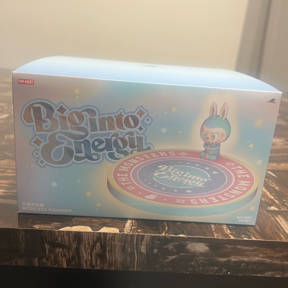 Pop Mart Biginto Energy Wireless Charger